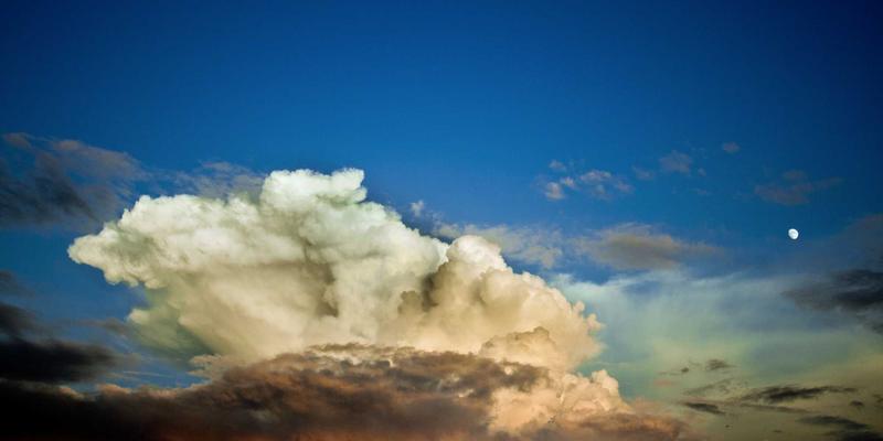 《酸骑兵55》深度评测：复古像素下的硬核机甲狂想曲